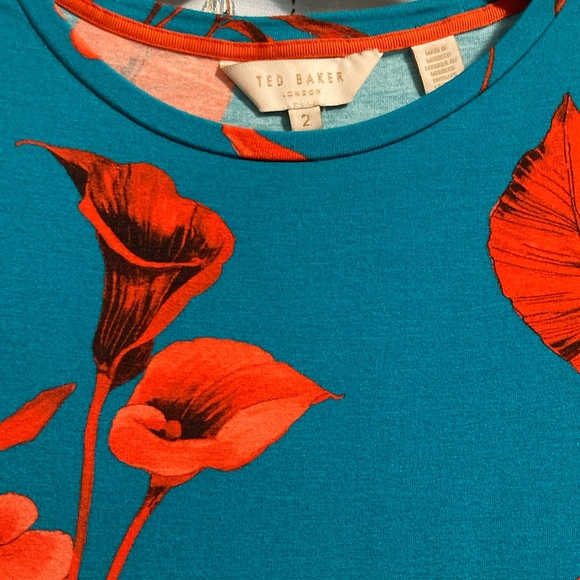 Teal and Red Floral Women's Top - Picture 4 of 8